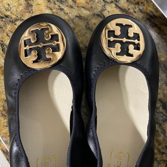 MG Baby size 32🖤🖤🖤🖤 - Picture 9 of 11